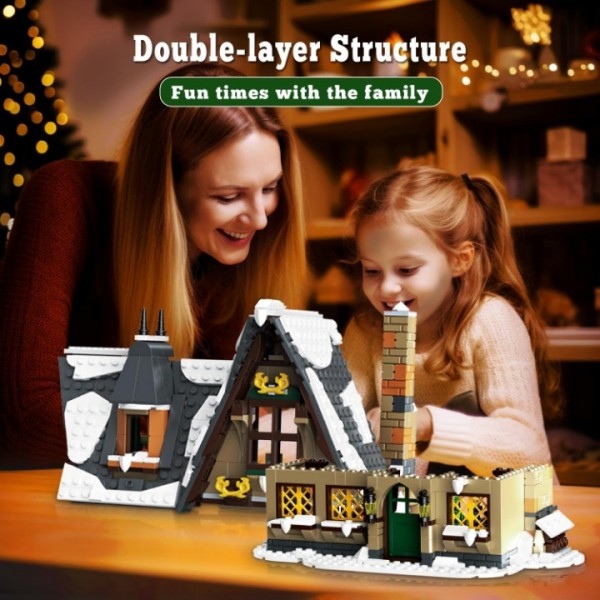 766-Piece Christmas House Building Set